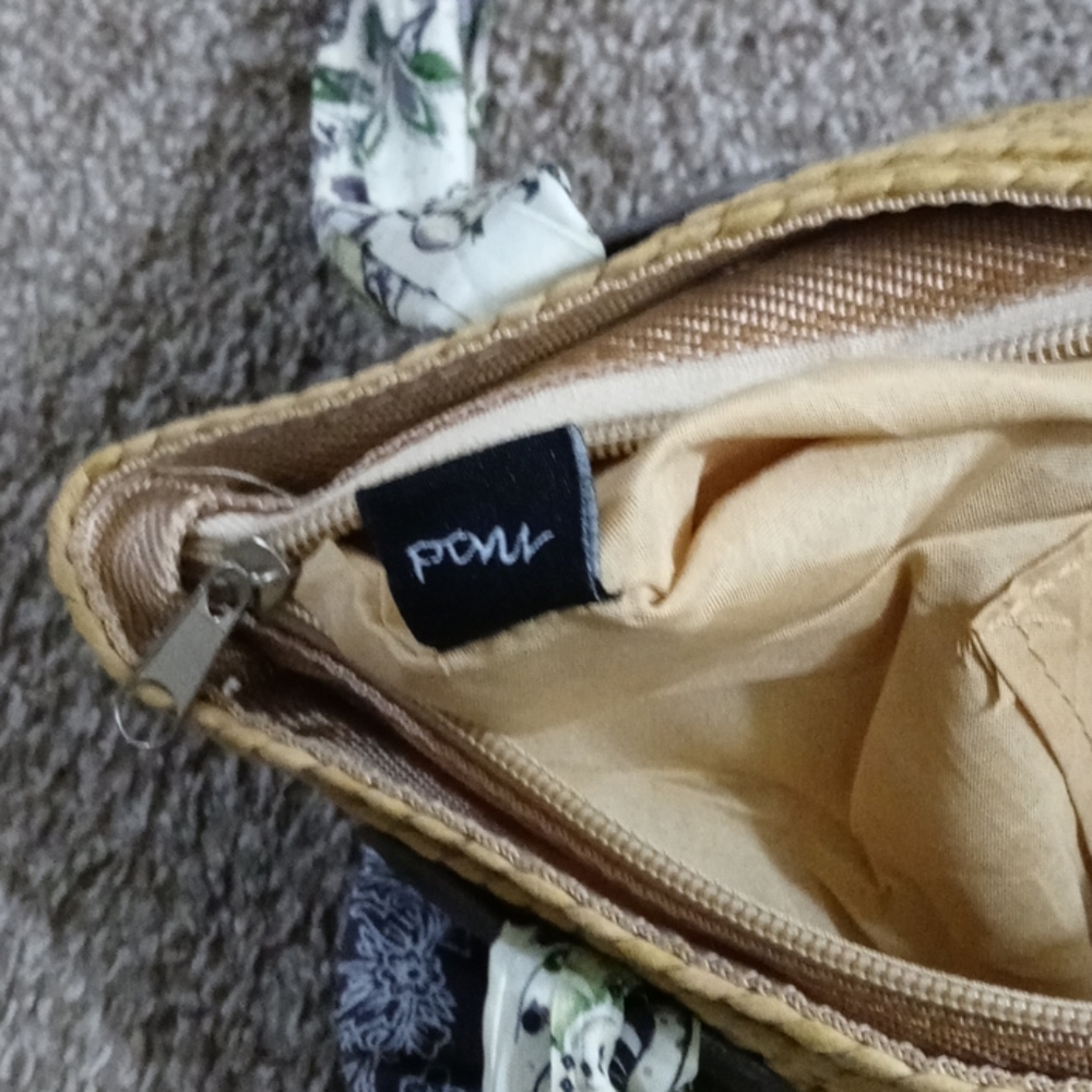 Purse - Picture 4 of 4